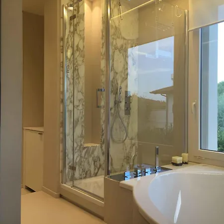 Luxurious Modern With Refreshing Pool * Φόρτε ντε Μάρμι