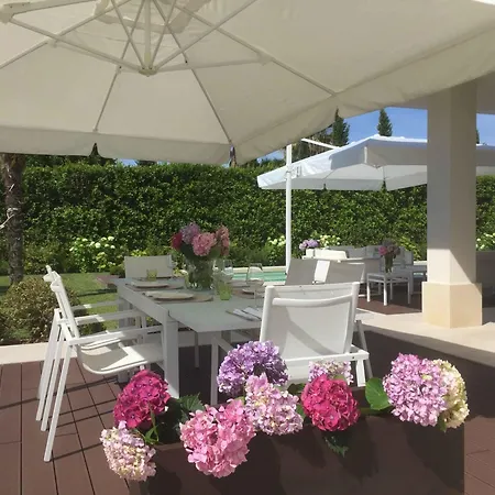 Luxurious Modern With Refreshing Pool *